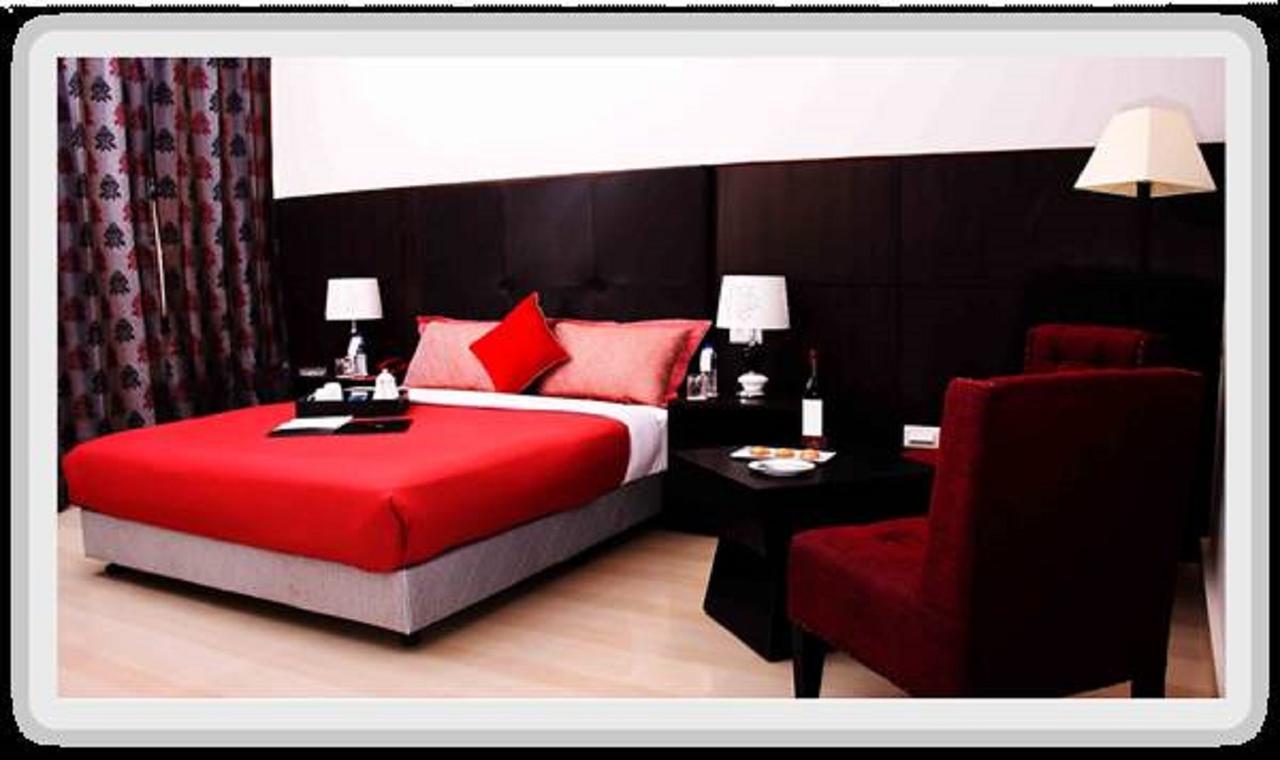 Hotel De Oriental Grand Kohima Zimmer foto